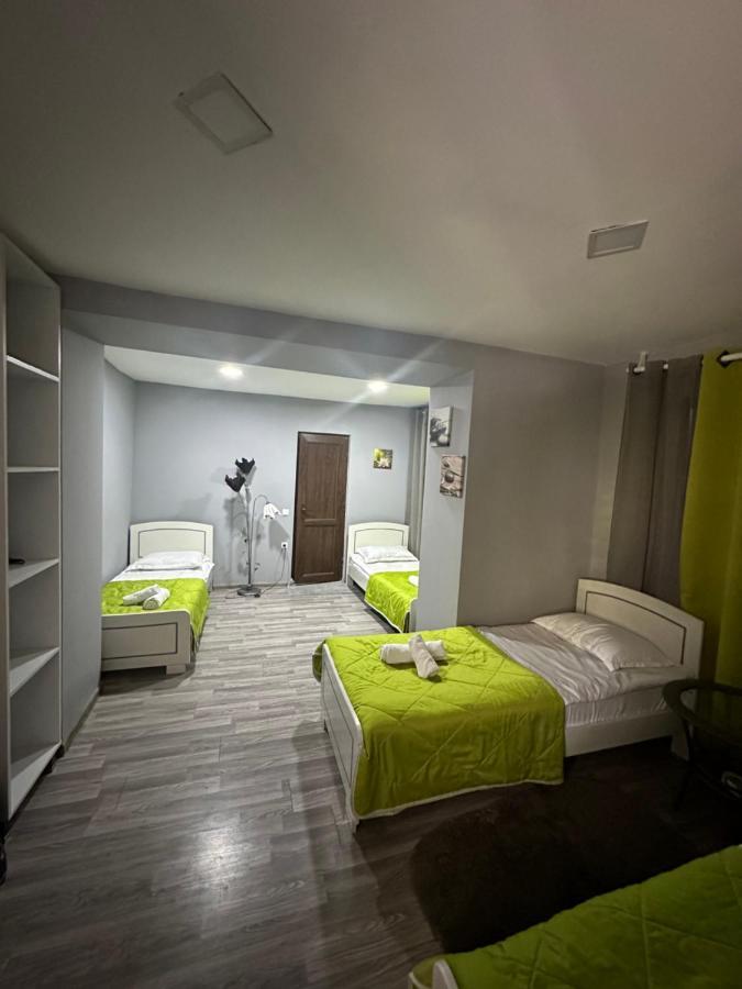 Positive Hotel Borjomi Eksteriør billede